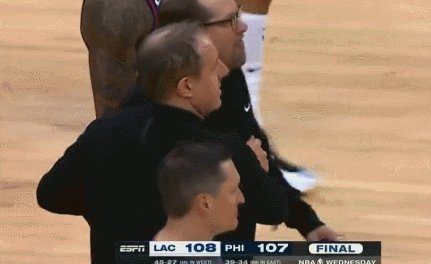 开云官网首页-又一次误判杀死比赛！乌布雷纳斯一起“问候”裁判