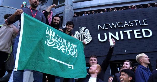 开云平台中国-曼城前辈忠告纽卡斯尔：烧钱买大牌很可能倒霉