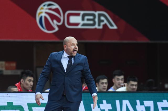 开云官网首页-核心缺席仍能笑傲同城德比 雅尼斯归来令首钢还魂